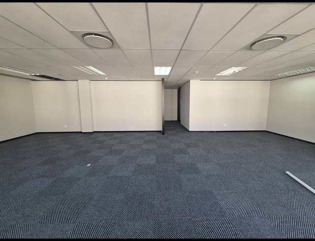 154M² OFFICE TO LET IN RIVONIA